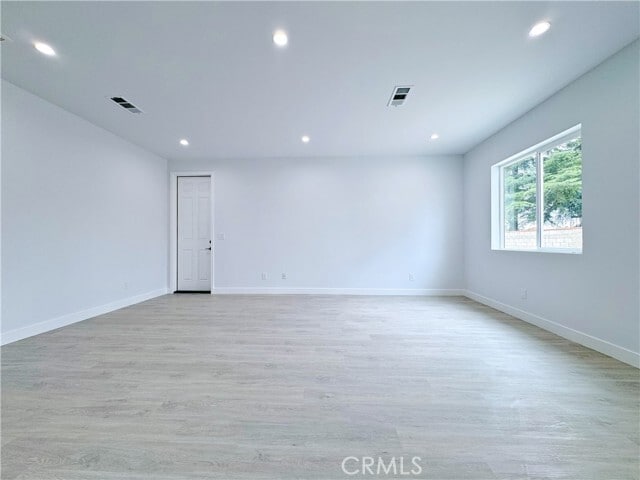 Building Photo - 15846 Hayland St