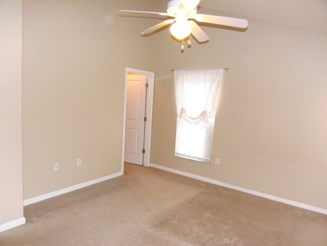 Building Photo - Two Bedroom Dublin Condo Rental at Hayden ...