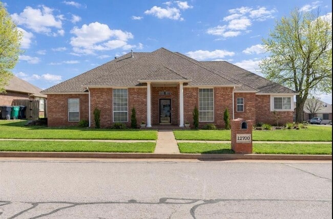 Building Photo - 12700 Sutton Hill Rd