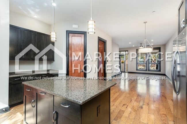 Building Photo - 53 N 5th St