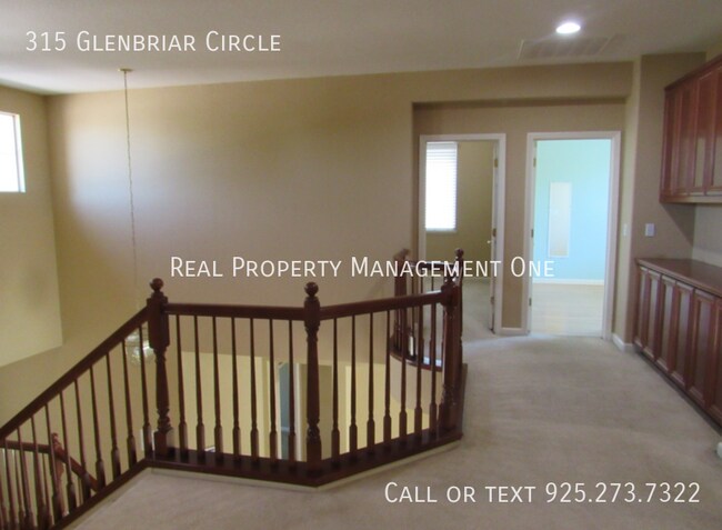 Building Photo - 315 Glenbriar Cir