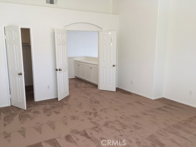 Building Photo - 2196 Rancho Hills Dr