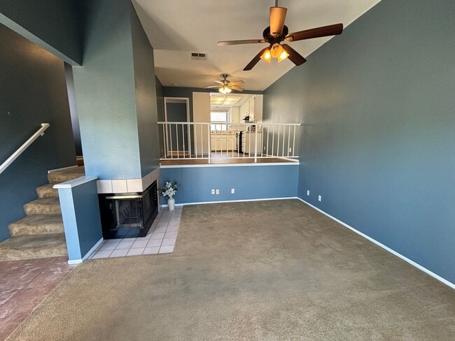 Building Photo - Spacious 3-Bedroom Townhome with Community...