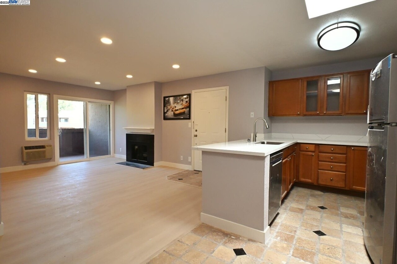 Building Photo - 420 Dempsey Rd