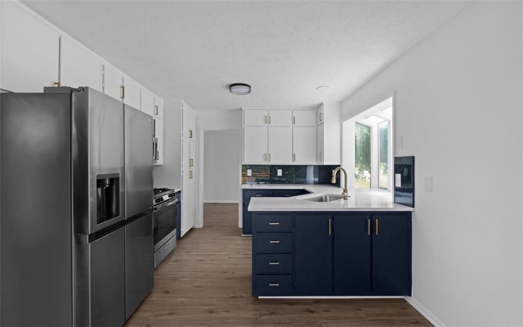 Building Photo - 5111 Manitou Way SW