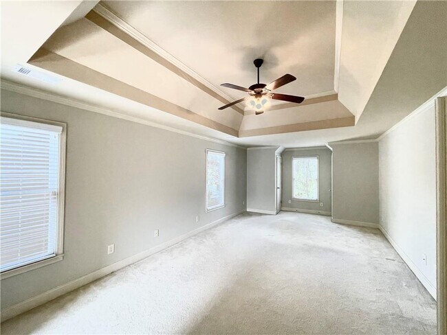 Building Photo - 2620 Village Chase Dr NW