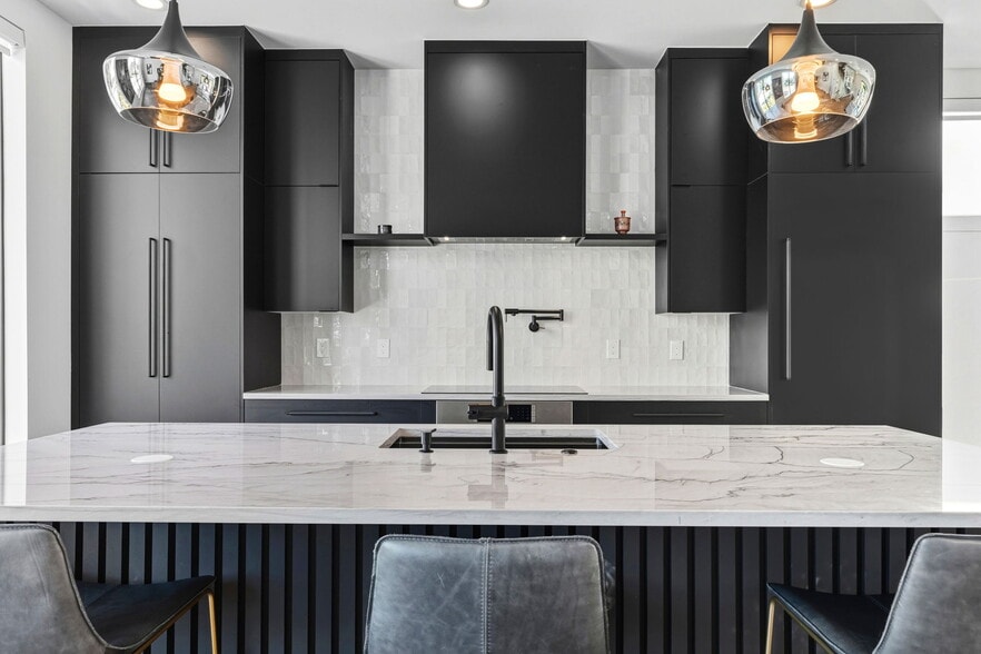 Building Photo - 2502 N Highland Ave