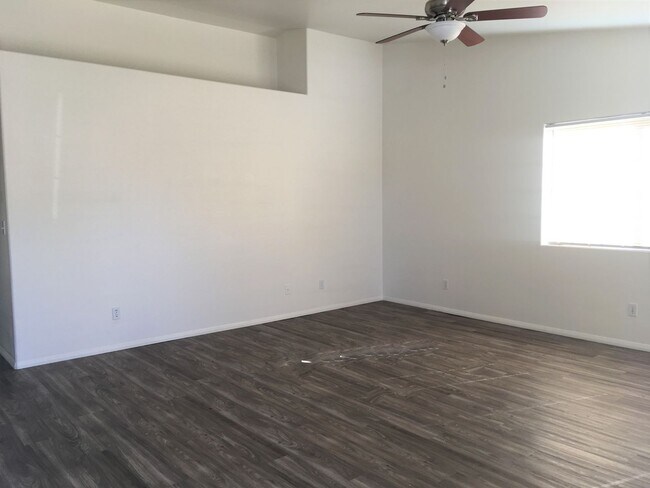 Building Photo - 7020 E Pueblo Ave