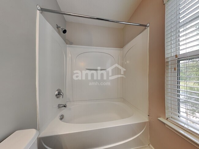 Building Photo - 4003 Semmes Ln