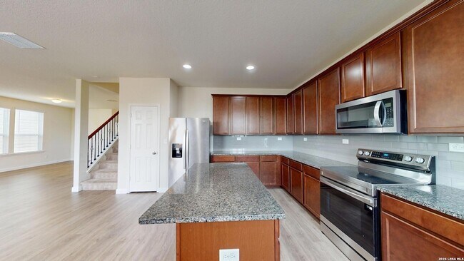 Building Photo - 344 Autumn Rouge