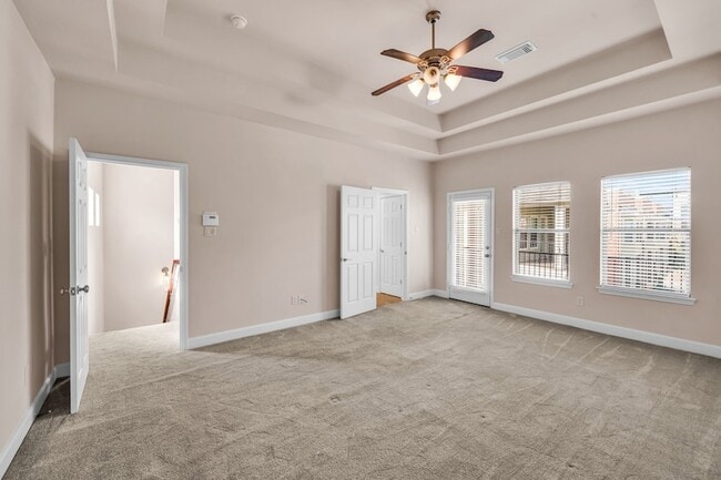 Building Photo - 1607 W Dallas St