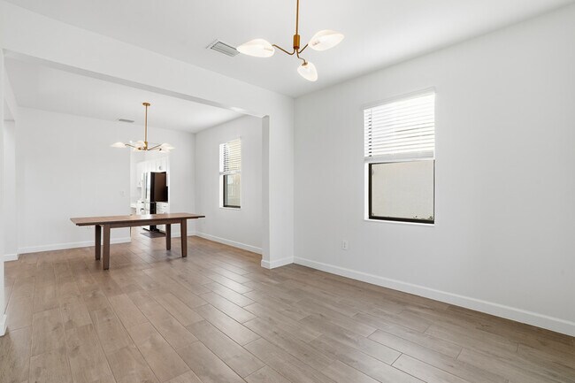 Building Photo - 18579 Ives Dr