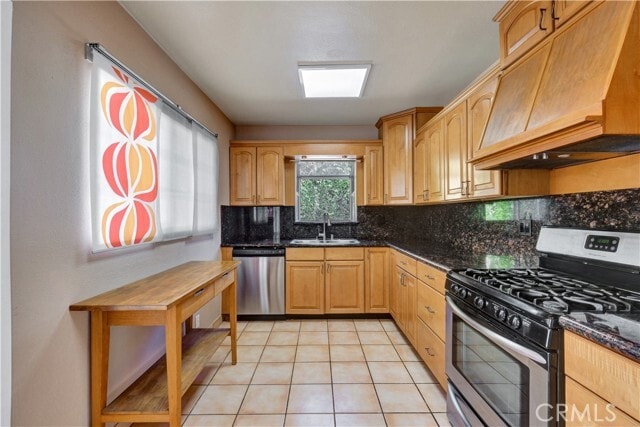 Building Photo - 3331 Paraiso Way