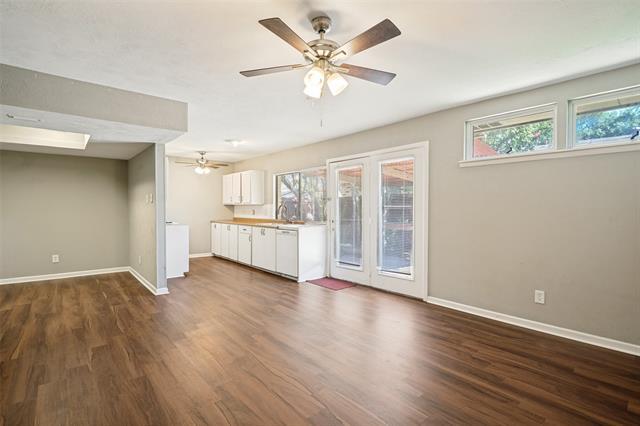 Building Photo - 5709 Christie Ln