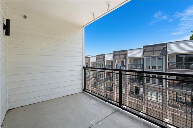 Building Photo - 387 Pratt Dr SE