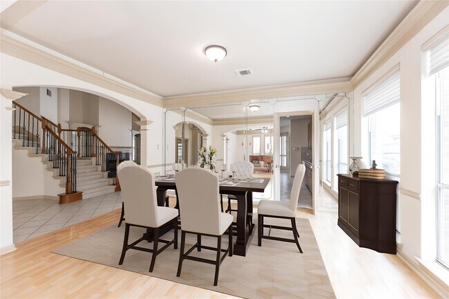 Building Photo - 17826 Island Spring Ln