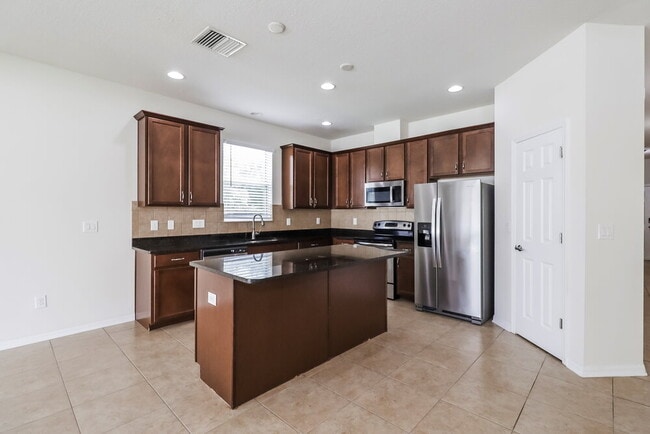 Building Photo - 8753 Briggs Marsh Ct