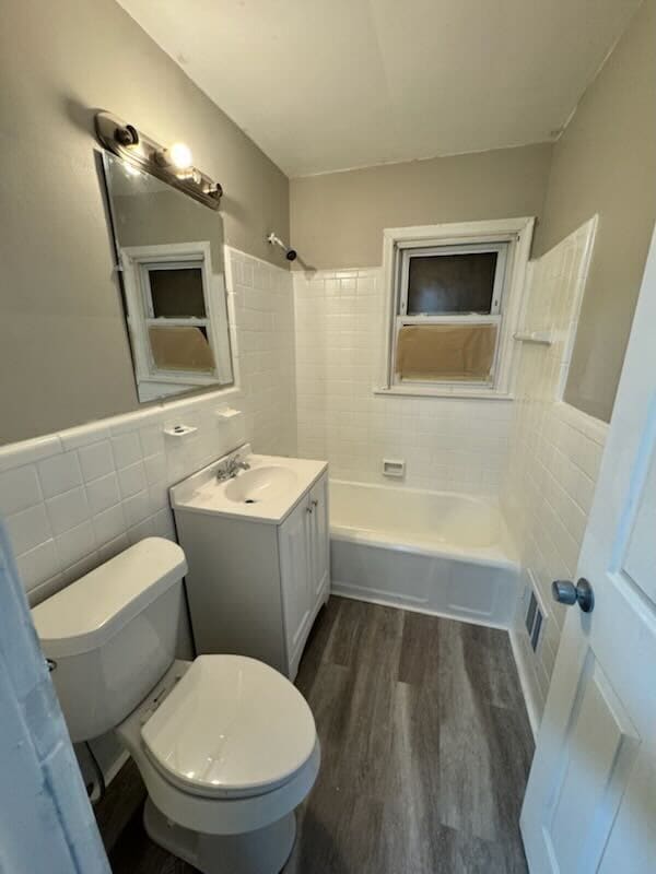 Building Photo - Detroit 3-Bedroom Home Available for Rent