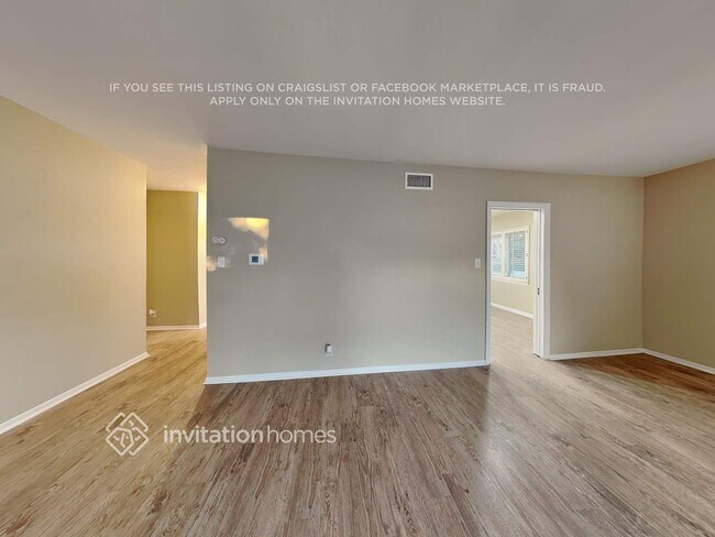 Building Photo - 2882 David St