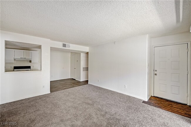 Building Photo - 5250 Mission Carmel Ln