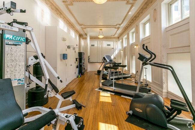 Building Photo - Historic Lahr Apartments