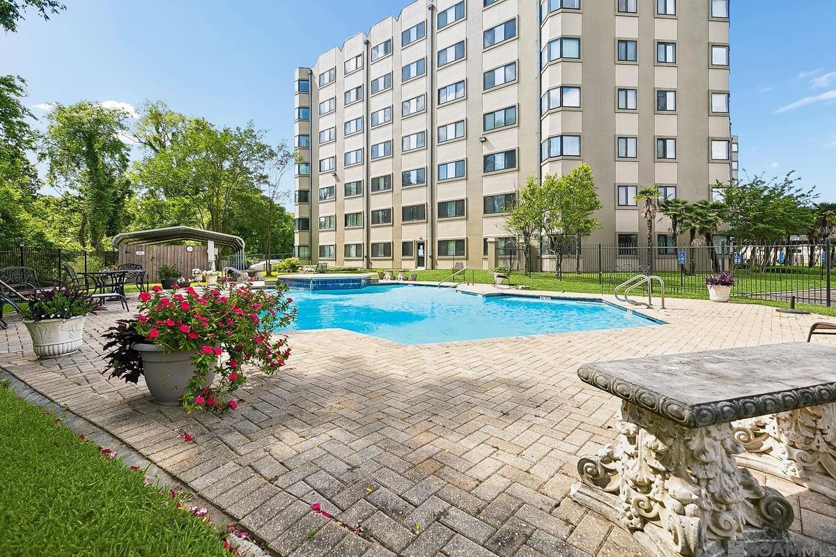 Building Photo - 11550 Southfork Ave