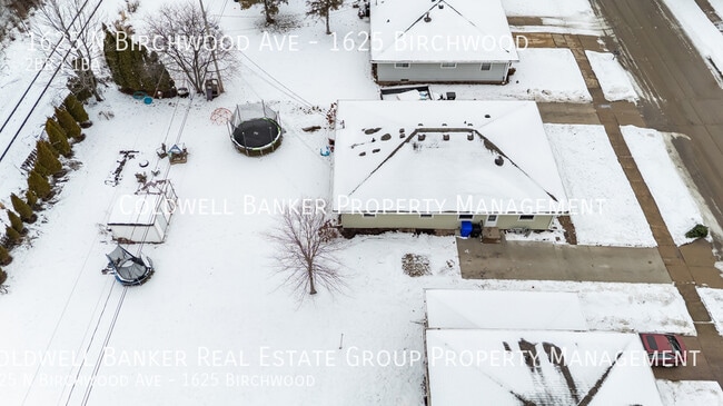 Building Photo - 1625 N Birchwood Ave