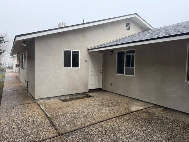 Building Photo - Price Drop !!Newly Remodeled Home for Lease 412 N Street, Merced, CA 95341