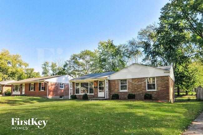 Building Photo - 170 St Edward Ln