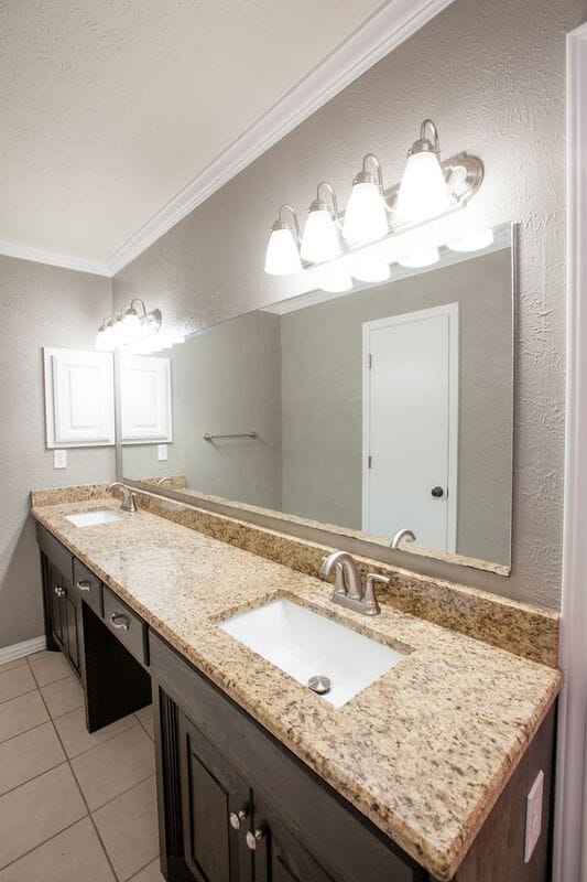 Building Photo - 5713 Baker Dr