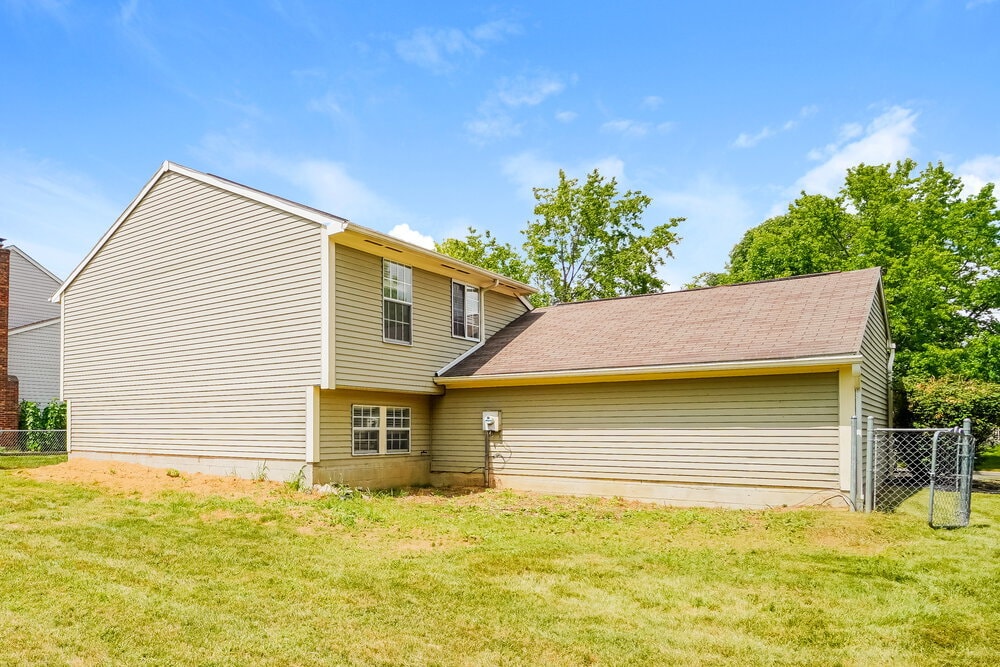 Building Photo - 4585 Marilyn St