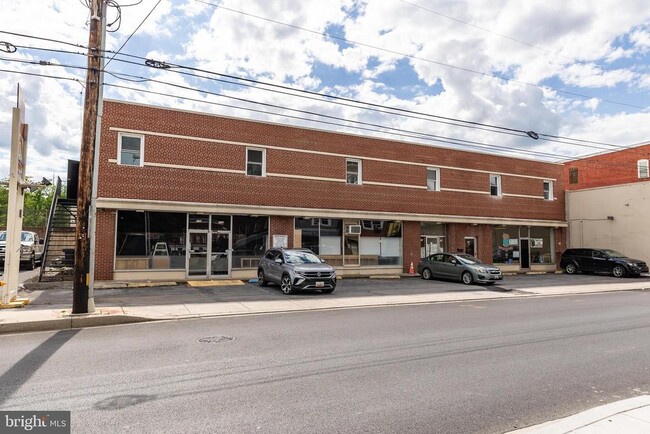 Building Photo - 134 N Mechanic St