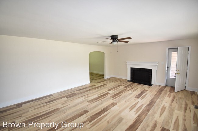 Building Photo - 453 Sheffield Ct