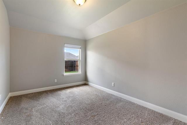 Building Photo - 920 Kinghaven Dr
