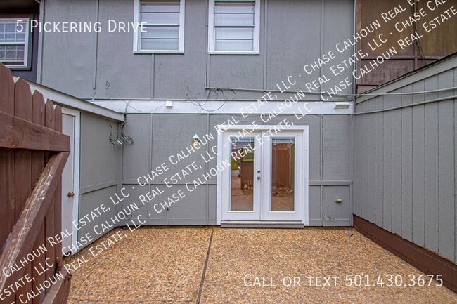 Building Photo - 5 Pickering Dr