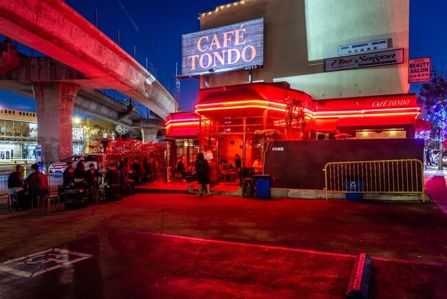 Building Photo - 713 New Depot St