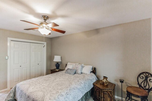 Building Photo - 6007 Gardenridge Hollow