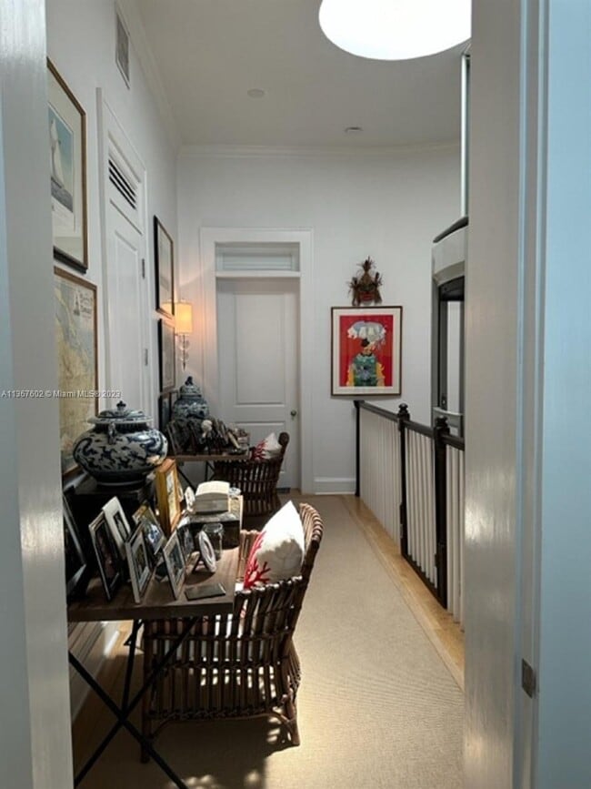 Building Photo - 645 Almeria Ave