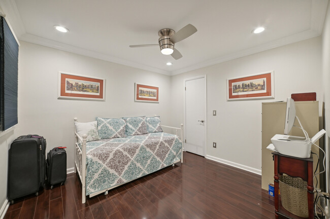 Building Photo - 51 Mount Kemble Ave