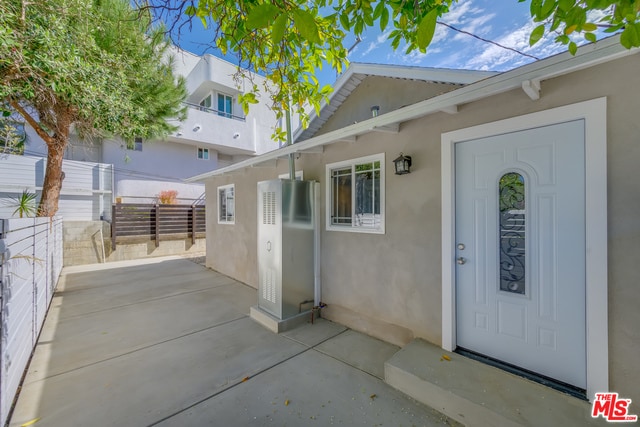 Building Photo - 1127 N Formosa Ave