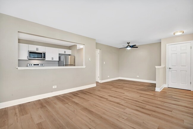 Building Photo - 37 Briar St