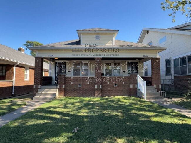 Building Photo - 933 N Linwood Ave