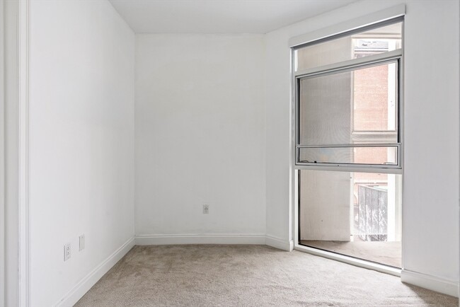 Building Photo - 771 Harrison Ave