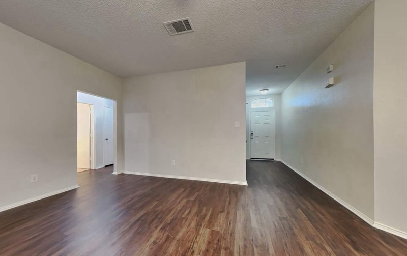 Building Photo - 344 McMurtry Dr