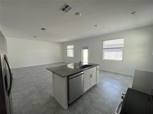 Building Photo - 6217 Blissful St