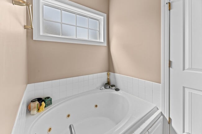 Building Photo - 3234 Austin Ave