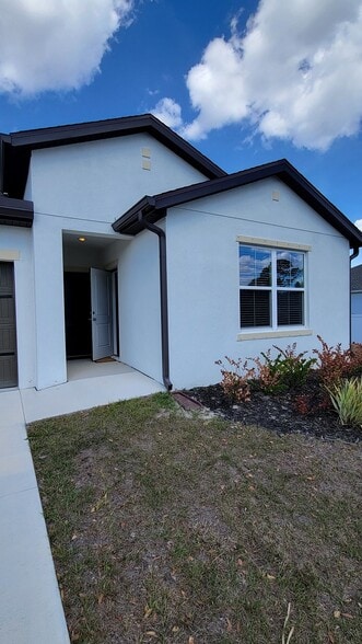 Building Photo - 733 Cleaves St SE