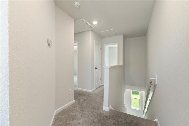 Building Photo - 2036 Alderman Way