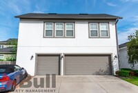 Building Photo - 8652 Tavistock Lakes Blvd