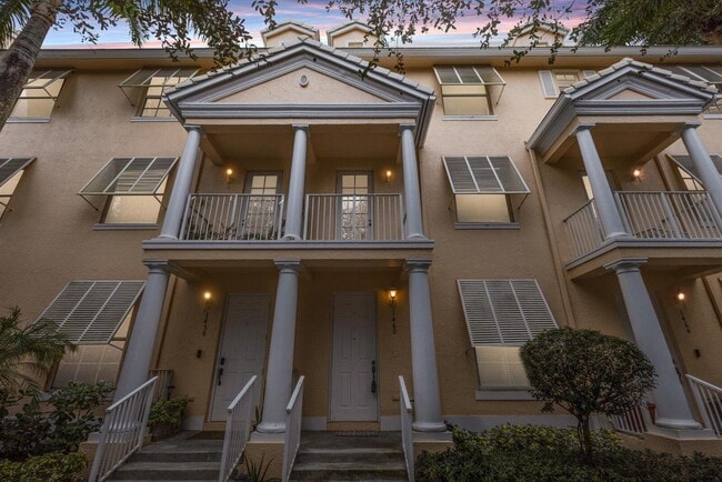 Building Photo - 1460 Corbison Point Pl